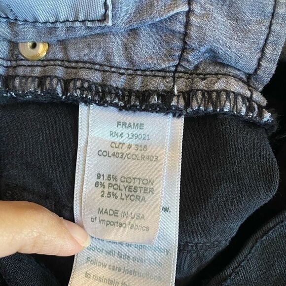 Frame “Le Skinny De Jeanne” black denim jeans. - Picture 8 of 8